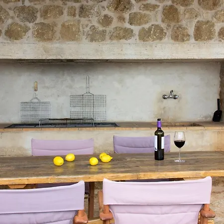 Kika Residences Villa *