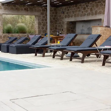 Kika Residences Villa